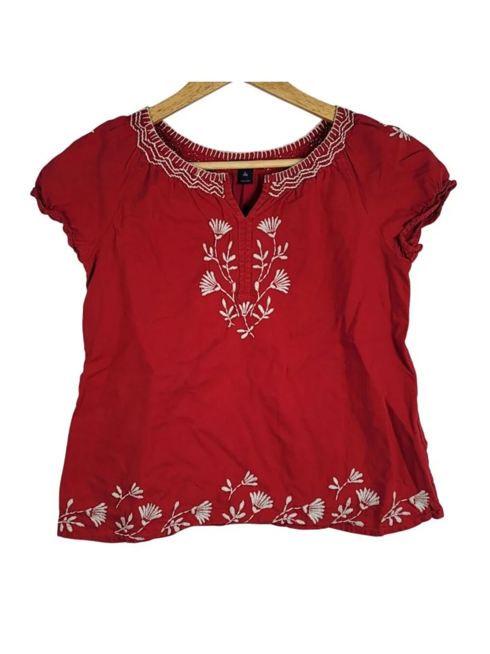 Gap Girls Embroidered Top Red White Size 10 Large Floral Short Sleeves Pullover